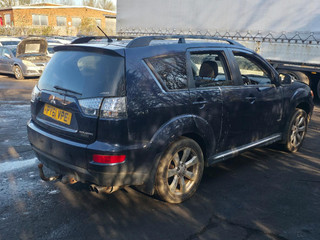 Mitsubishi Outlander 2  рест. 2011