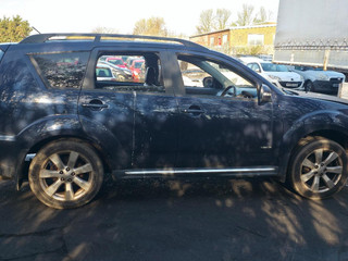 Mitsubishi Outlander 2  рест. 2011