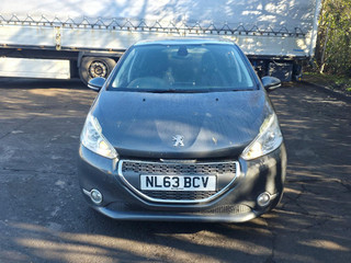Peugeot 208 2013