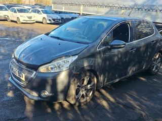 Peugeot 208 2013