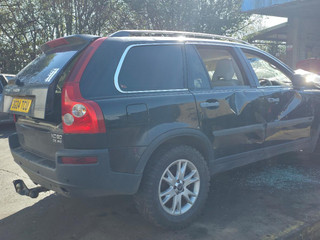 Volvo XC90 2004