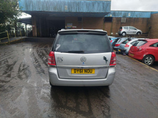 Opel Zafira 2  (B) рест. 2011