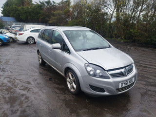 Opel Zafira 2  (B) рест. 2011