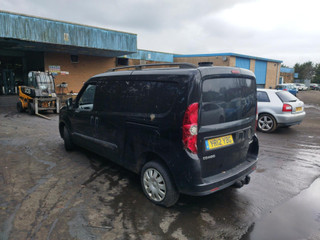 Opel Combo 4  (D) 2011