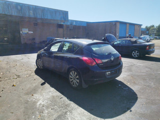 Opel Astra J 2010