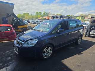 Opel Zafira 2  (B) рест. 2012