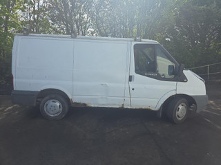 Ford Transit 7 2010