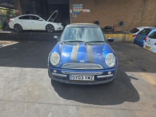 Mini Cooper  R50 2003