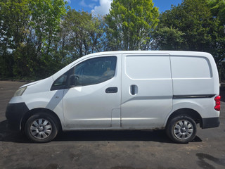 Nissan NV200 2012