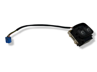 блок управления стеклоподъемниками Mercedes-Benz C-Класс W203/S203/CL203 CL203 2002, 2.2 л., CDi, OM 611.962, дизель, 6МКПП, синий, хетчбэк 3 дв., задний привод, правый руль, A2038200810