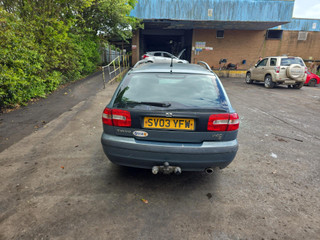 Volvo V40 2-й рест. 2003