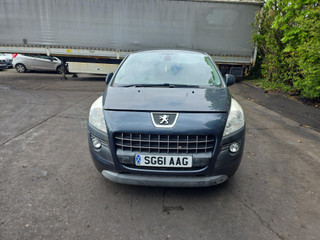 Peugeot 3008 2011