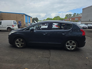 Peugeot 3008 2011