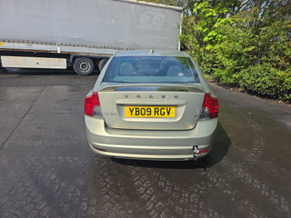 Volvo S40 2  рест. 2009