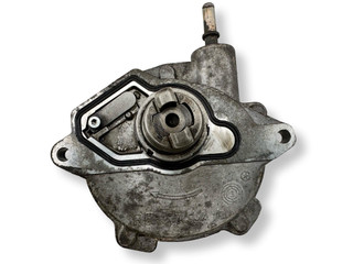 насос вакуумный Mercedes-Benz A-Класс W169 2005, 2.0 л., CDi, OM 640.942, дизель, 5МКПП, черный, хетчбэк 5 дв., передний привод, правый руль, A6402300265