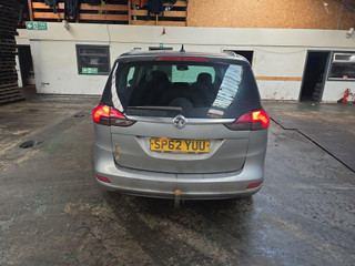 Opel Zafira 3  (C) 2012
