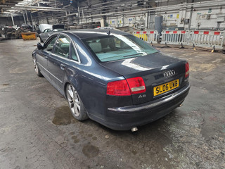 Audi A8 D3 рест. 2006