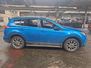 Toyota RAV4 4  XA40 рест. 2016