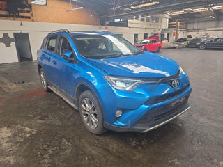 Toyota RAV4 4  XA40 рест. 2016