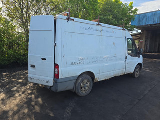 Ford Transit 7 2010