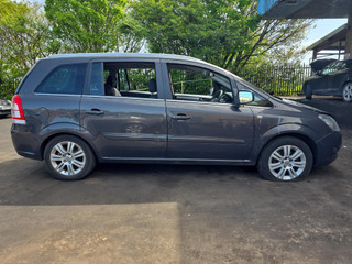 Opel Zafira 2  (B) рест. 2012