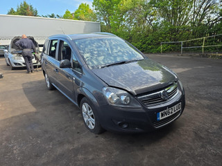 Opel Zafira 2  (B) рест. 2012