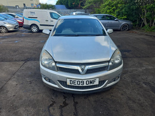 Opel Astra GTC H рест. 2009