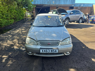 Kia Carens  FC 2000