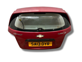 крышка багажника (дверь 3-5) Chevrolet Aveo T300 2013, 1.2 л., i, A 12 XER, бензин, 5МКПП, velvet red / gcs, хетчбэк 5 дв., передний привод, правый руль, 95181752