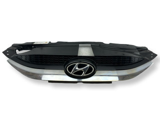 решетка радиатора Hyundai ix35 1 поколение LM 2012, 1.7 л., CRDi, D4FD, дизель, 6МКПП, steel gray ii / zar, внедорожник 5 дв., передний привод, правый руль, 86351-2Y000