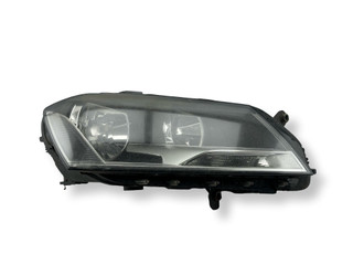 Фара галоген правая Volkswagen Passat B7 2011, 1.6 л., TDi, CAYC, дизель, 6МКПП, седан, передний привод, правый руль, 3AC941006, 90003375