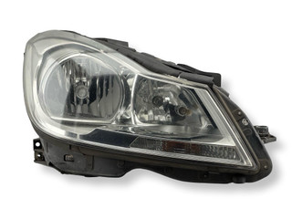 Фара галоген правая Mercedes-Benz C-Класс W204 [рестайлинг] 2011, 2.1 л., CDi, OM 651.913, дизель, АКПП, седан, задний привод, правый руль, A2048205259, 0301270602