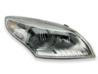 Фара галоген правая Renault Megane 3 поколение 2011, 1.5 л., DCi, K9K 846, дизель, 6МКПП, хетчбэк 5 дв., передний привод, правый руль, 260100018R, 0301244602