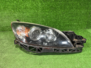 Фара ксенон правая Mazda 3 MPS 1 поколение BK 2009, 2.3 л., Ti, L3, бензин, 6МКПП, true red / a4a, хетчбэк 5 дв., передний привод, правый руль, BR0C-51-031B