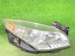 Фара галоген правая Renault Megane 3 поколение 2008, 2.0 л., Ti, F4R 870, бензин, 6МКПП, orange cayenne / teenj, хетчбэк 3 дв., передний привод, правый руль, 260100018R, 0301244602
