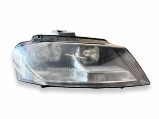 Фара галоген правая Audi A3 8P [2-й рестайлинг] 2011, 2.0 л., TDi, CFGB, дизель, 6МКПП, хетчбэк 5 дв., передний привод, правый руль, 8P0941004BC, 1LJ009648-04