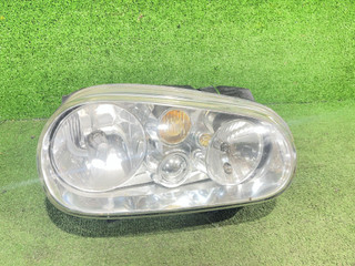 Фара галоген правая Volkswagen Golf 4 поколение 2002, 1.9 л., TDi PD, ATD, дизель, 5МКПП, reflex silver / la7w, хетчбэк 5 дв., передний привод, правый руль