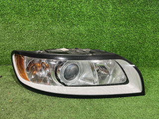 Фара галоген правая Volvo V50 1 поколение [рестайлинг] 2012, 1.6 л., D, D 4162 T, дизель, 6МКПП, black sapphire / 452, универсал, передний привод, правый руль, 0301237602, 31299590