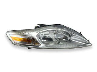 Фара галоген правая Ford Mondeo 4 поколение 2009, 2.0 л., TDCi, QXBA, дизель, 6МКПП, hypnotic silver / h8, лифтбэк, передний привод, правый руль, 7S71-13W029-BH