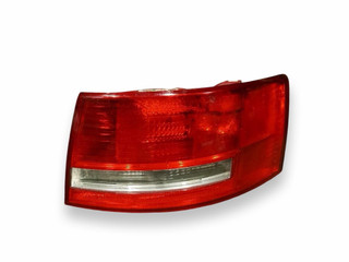 фонарь задний правый Audi A6 4F/C6 2007, 2.0 л., TDi PD, BRE, дизель, 6МКПП, silbersee / ly7w, седан, передний привод, правый руль, 4F5945096L