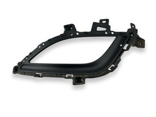рамка фары противотуманной левой Hyundai i30 GD 2014, 1.6 л., CRDi, D4FB, дизель, 6МКПП, sleek silver / rah, хетчбэк 5 дв., передний привод, правый руль, 86563-A6030
