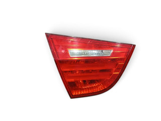фонарь крышки багажника левый BMW 3 серия E90/E91 [рестайлинг] E90 2010, 2.0 л., D, N47 D20 C, дизель, 6МКПП, black saphir / 475, седан, задний привод, правый руль, 7154155