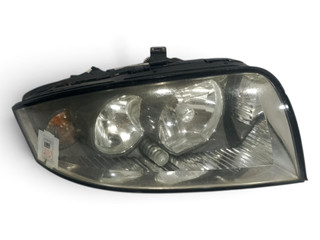 Фара галоген правая Audi A2 8Z 2002, 1.4 л., TDi PD, AMF, дизель, 5МКПП, kobaltblau / lz5q, хетчбэк 5 дв., передний привод, правый руль