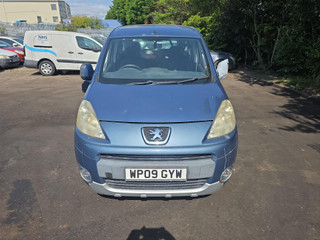 Peugeot Partner 2 поколение (B9)