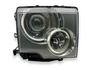 Фара ксенон правая Land Rover Range Rover 3 поколение L322 2003, 3.0 л., D, 306D1, дизель, АКПП, giverney green / 734, внедорожник 5 дв., полный привод, правый руль, XBC000365, 0301185672