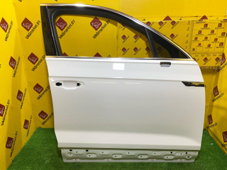 дверь передняя правая Volkswagen Touareg 3 поколение 2019, 3.0 л., дизель, 760831052B