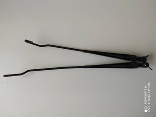 щеткодержатель (поводок стеклоочистителя, дворник) Ford Mondeo 1 поколение 1994, 1.8 л., дизель, МКПП, универсал