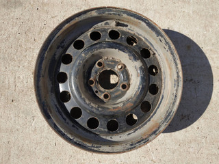 диск штампованный Volvo, 2.4 л., дизель, МКПП, седан, 1387534