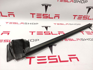 Уплотнитель стекла внутренний двери Tesla Model 3 1 поколение 2020, 1090496-00-E