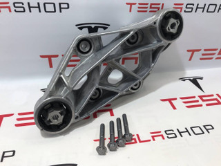 кронштейн двигателя Tesla Model S 1 поколение [2-й рестайлинг] 2021, 1566882-01-B, 1566880-01-B